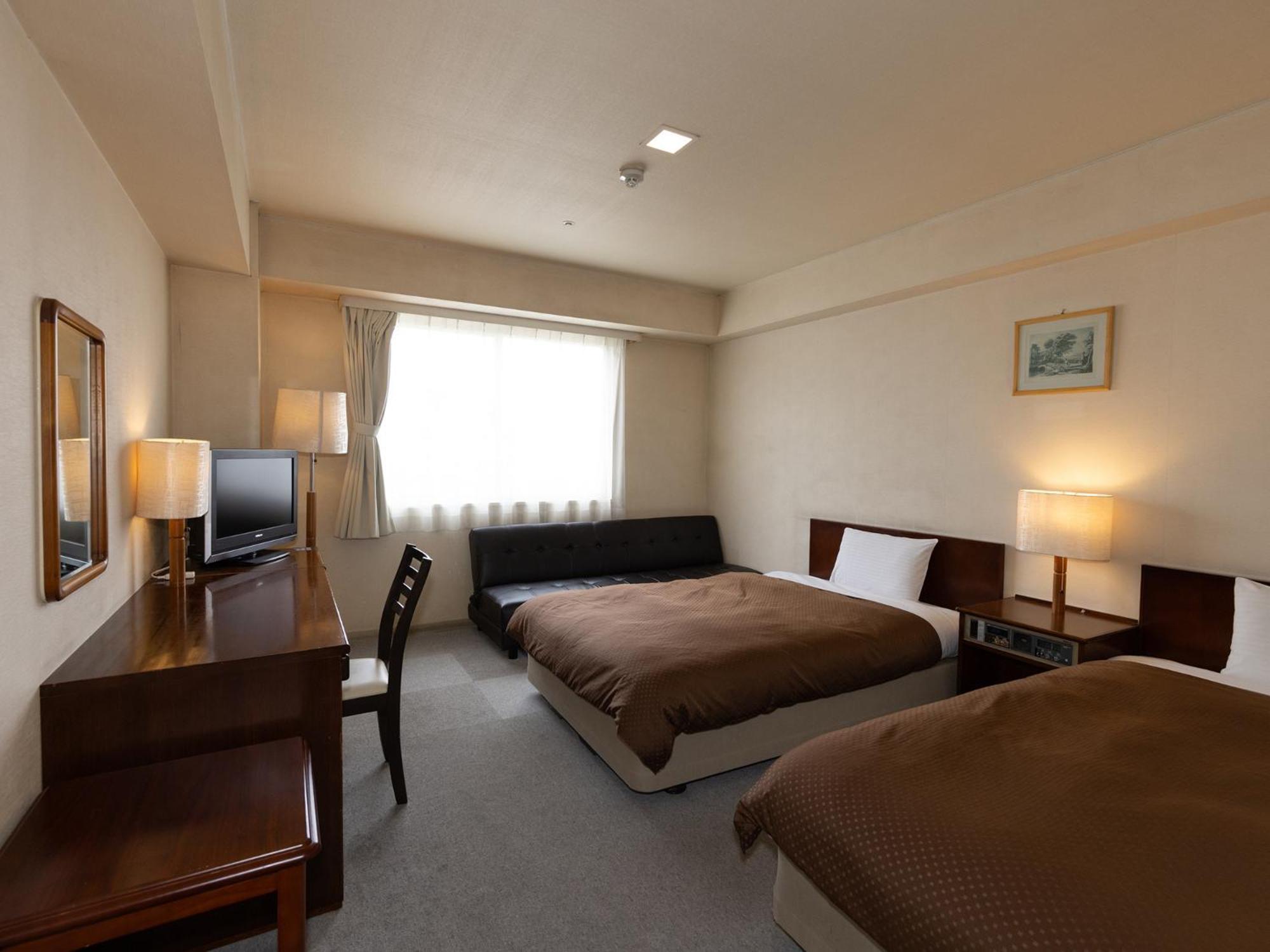 Komoro Grand Castle Hotel Eksteriør bilde