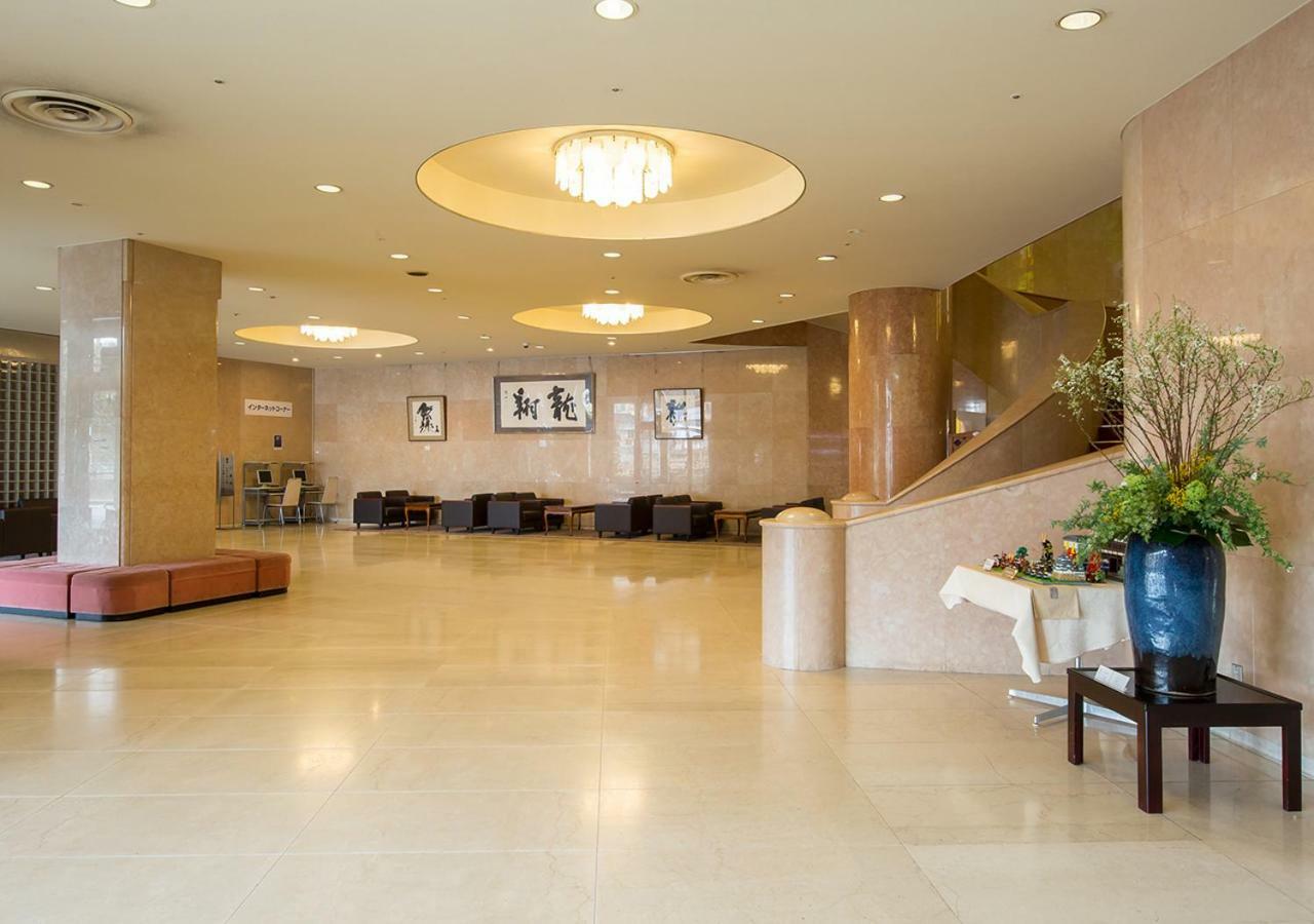 Komoro Grand Castle Hotel Eksteriør bilde