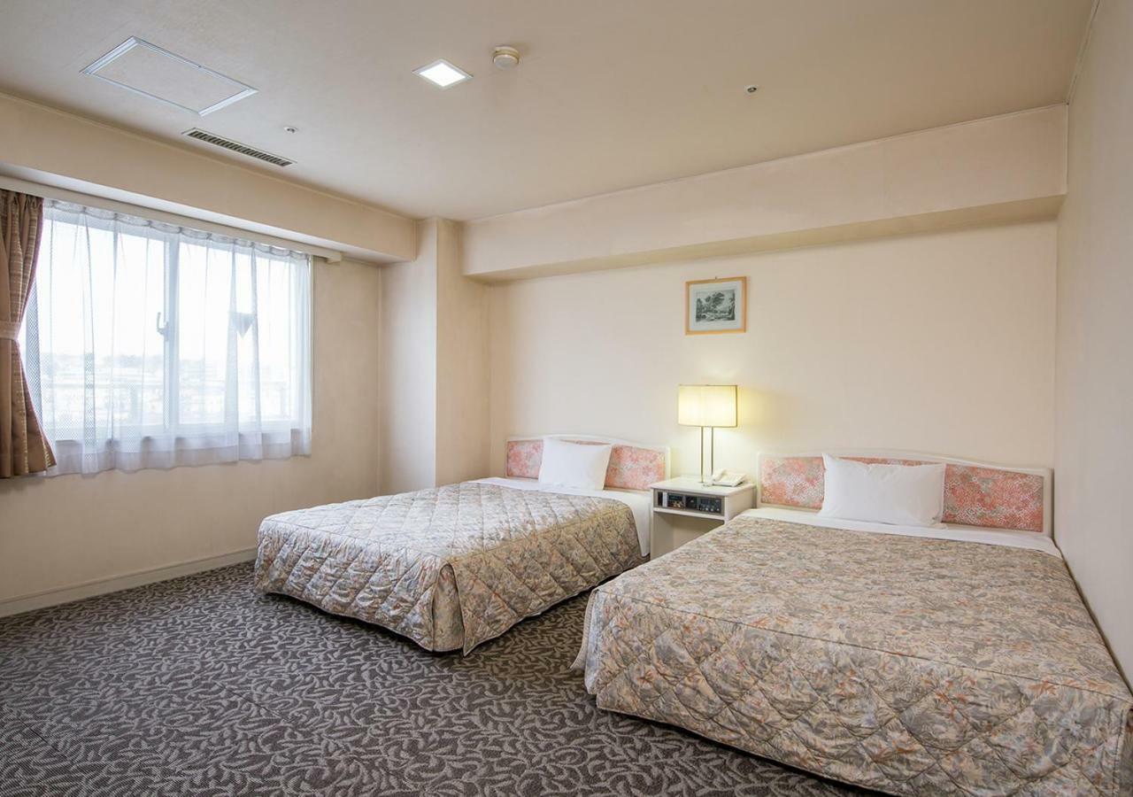 Komoro Grand Castle Hotel Eksteriør bilde