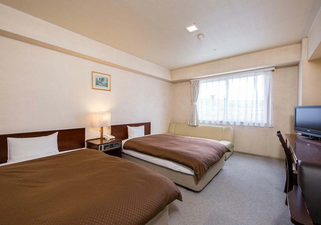 Komoro Grand Castle Hotel Eksteriør bilde