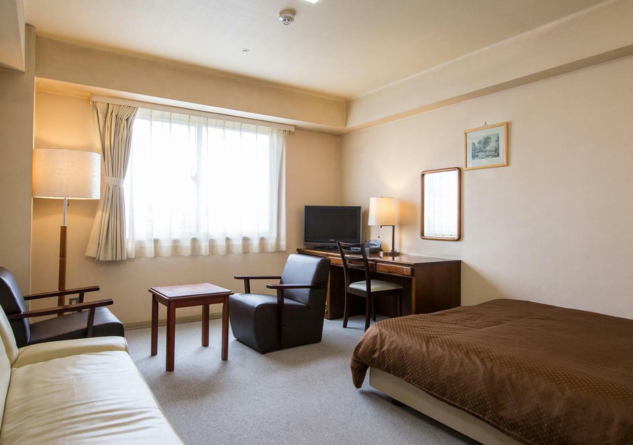 Komoro Grand Castle Hotel Eksteriør bilde